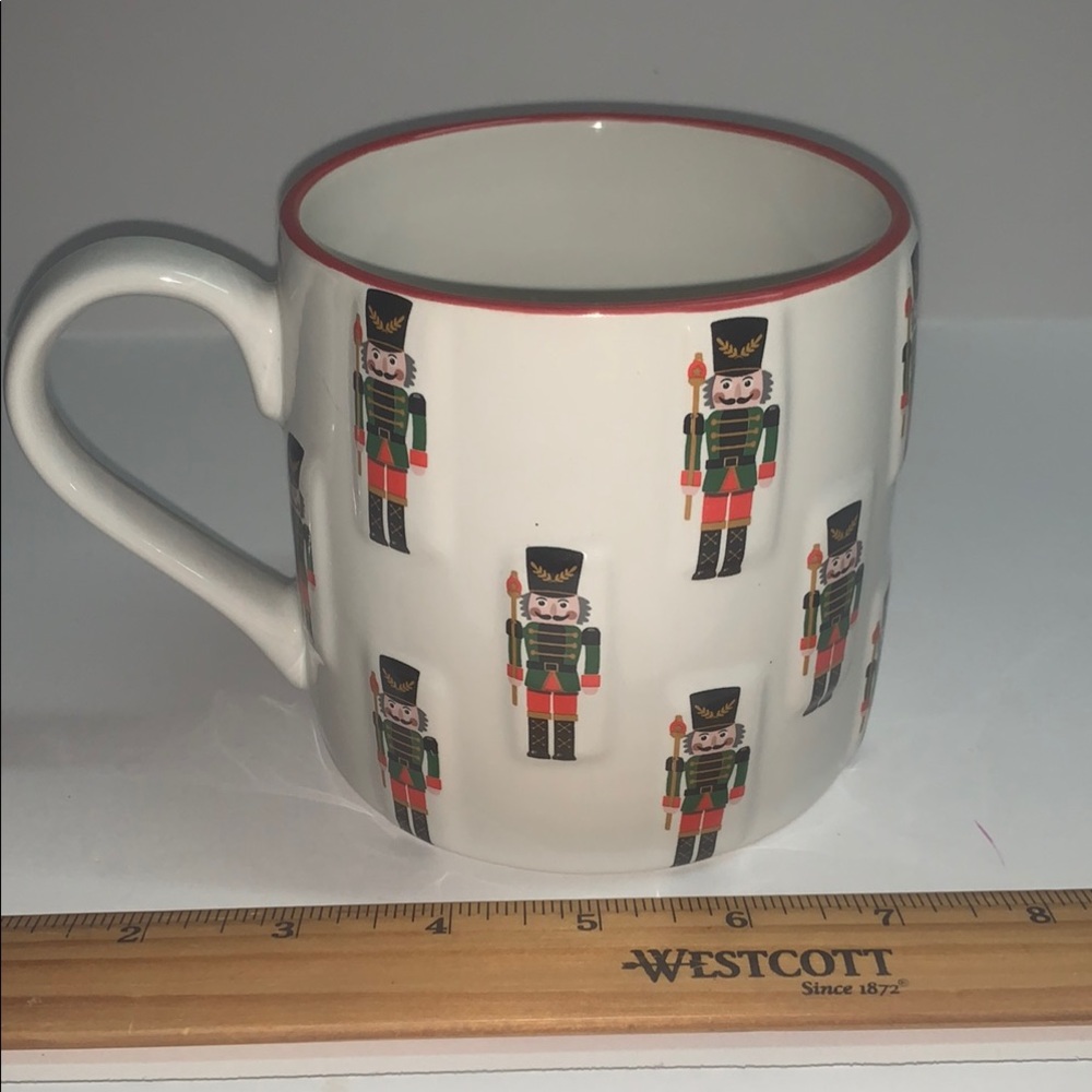 Global Design Connections Nutcracker Patterned Mug - Picture 6 of 9